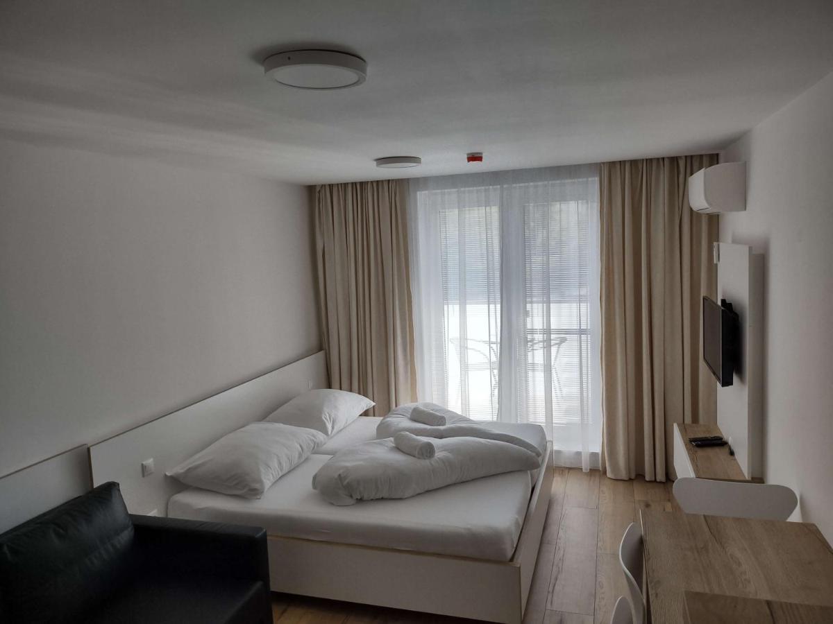 Apartman Kyjev 2 Podhájska エクステリア 写真